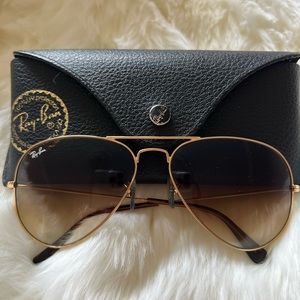 Women’s Ray Ban Gold/Gradient Aviator Sunglasses - Great Condition!!